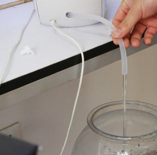 KFX-3707069 Compact Acrylic Desktop Aquarium - Small 290mm x 150mm x 265mm or Large 345mm x 165mm x 316mm