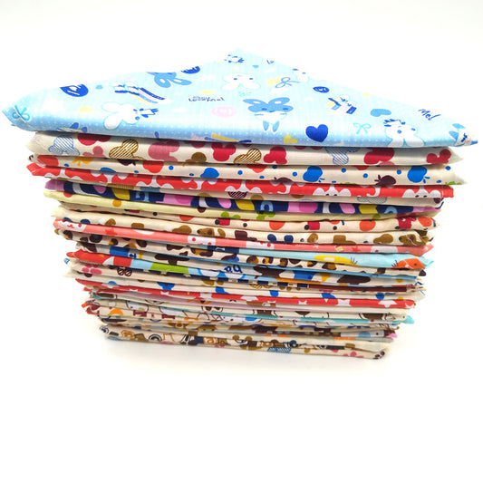 KFX-7919933 Triangle Drool Towel for Dogs - Casual Cloth Pet Accessory in Two Sizes