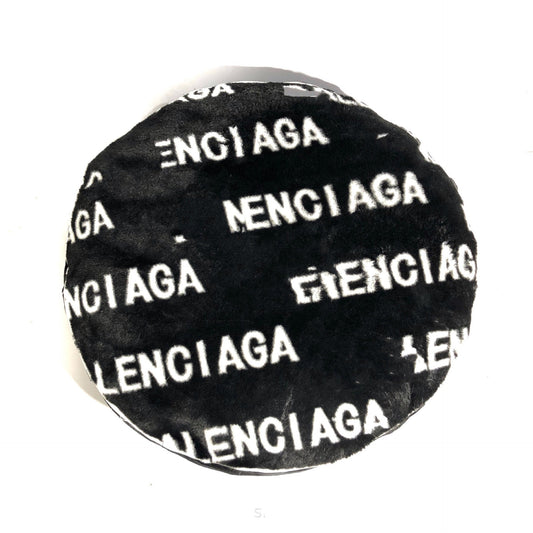 French Schnauzer Corgi Mat Kennel For All Seasons