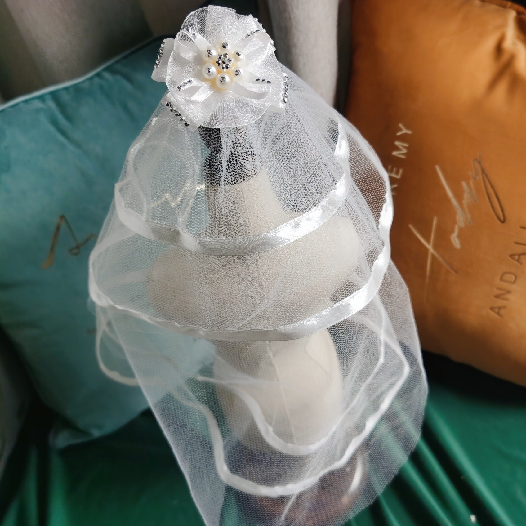 KFX-0548797 Princess Style Dog Hairpin Bow with Lace Veil Pet Accessory