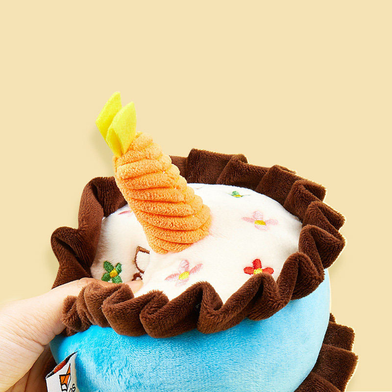 KFX-0816061 Durable Plush Catnip Birthday Cake Toy for Cats and Dogs