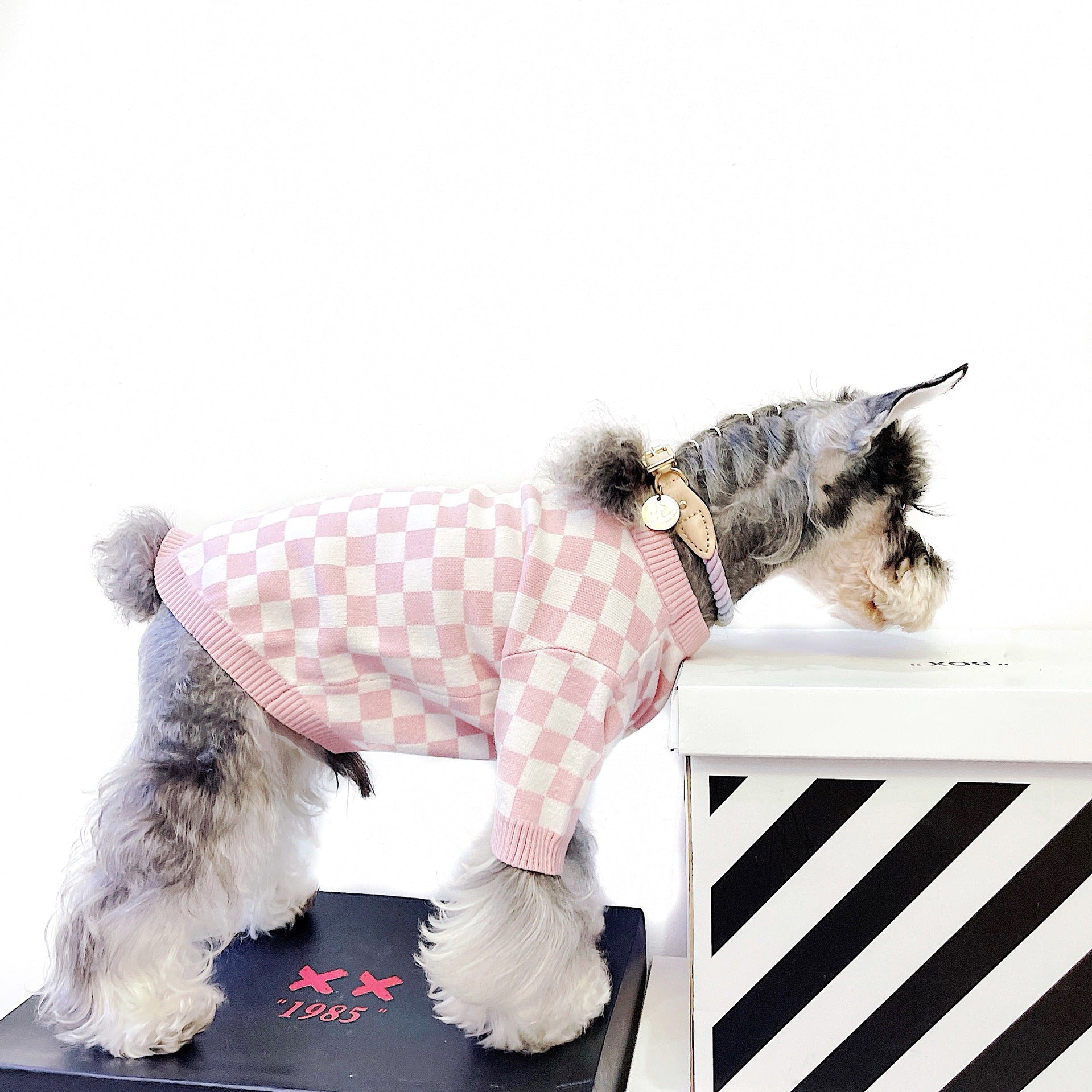 KFX-1188413 Checkerboard Wool Sweater for Dogs - Stylish and Cozy Pet Apparel