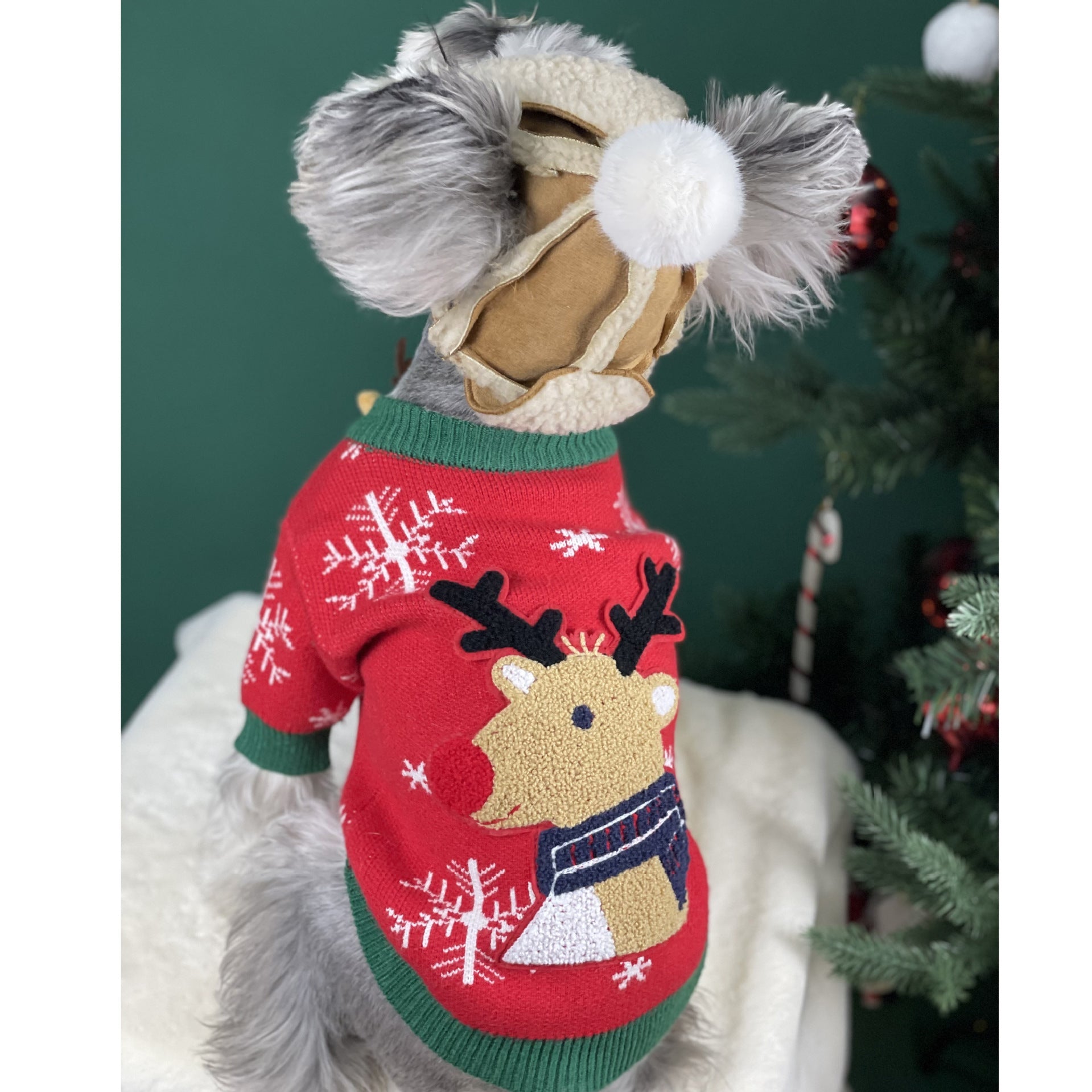 KFX-1516093 Christmas Padded Dog Sweater in Green and Red - Cozy Wool Design for Dogs