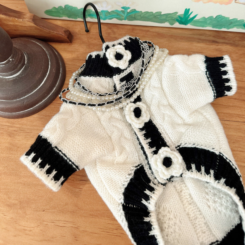 KFX-1548861 Classic Black and White Dog Sweater for Autumn and Winter, Available in Multiple Sizes