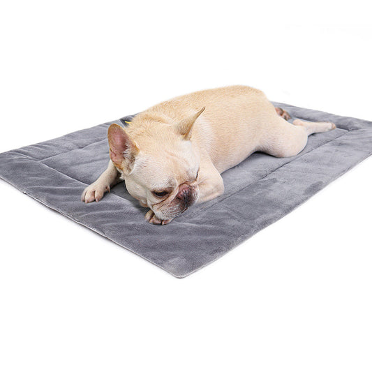 KFX-3158333 Self-Heating Pet Sleeping Pad - Soft Fleece Rug Blanket for Cats and Dogs, Waterproof and Machine Washable