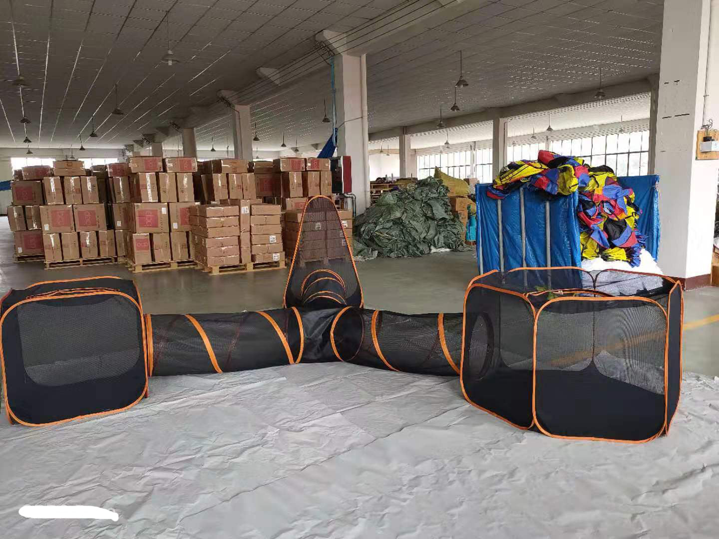 KFX-3762877 Pet Folding Game Channel Fence - 6 Piece Set with Durable Mesh Fabric, Dimensions 41x90x3 Channels and 120x70 Squares