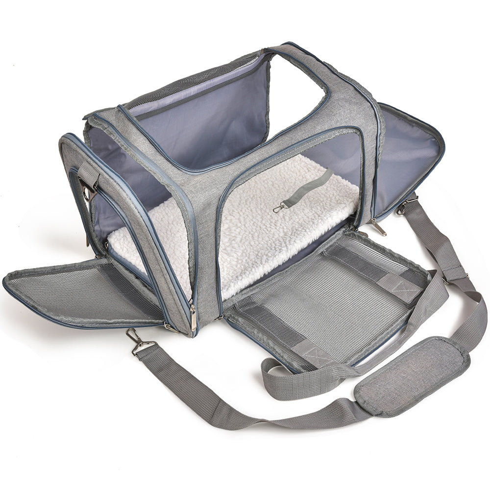 KFX-4758589 Portable Waterproof Pet Carrier Bag with Removable Pad - Two Sizes Available