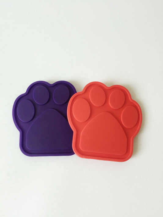 KFX-6577725 Silicone Dog Slow Feeding Bath Mat - 13x13 Inches, Red and Violet