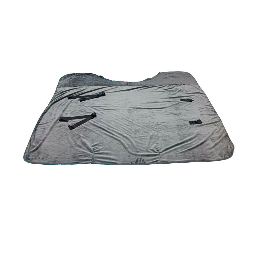 KFX-7335101 Warm Flannel Horsecloth for Winter Mosquito and Insect Protection - 180x180 cm